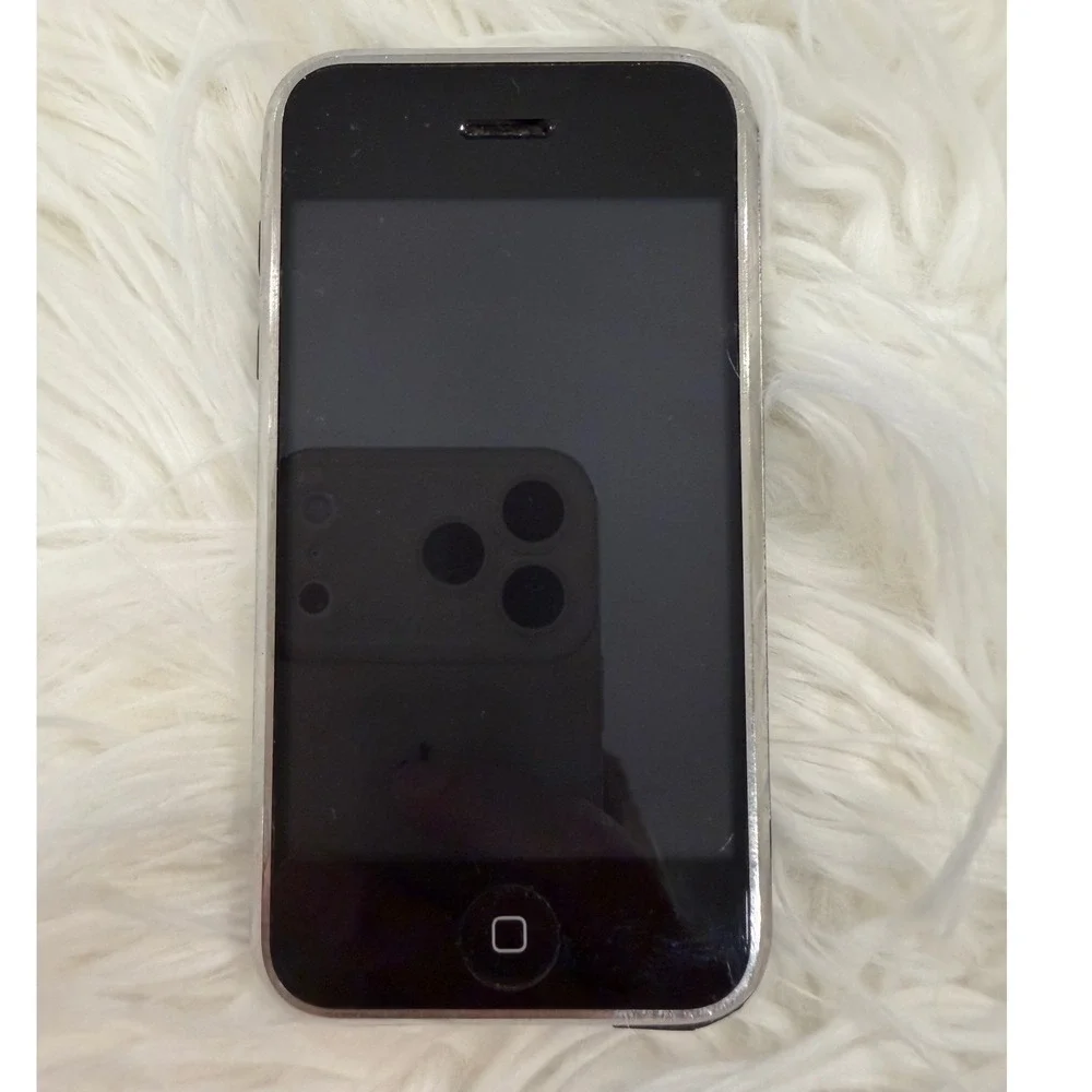 Apple iPhone 1st Generation 4GB Silver Black Model A1203 Original Vintage Tech